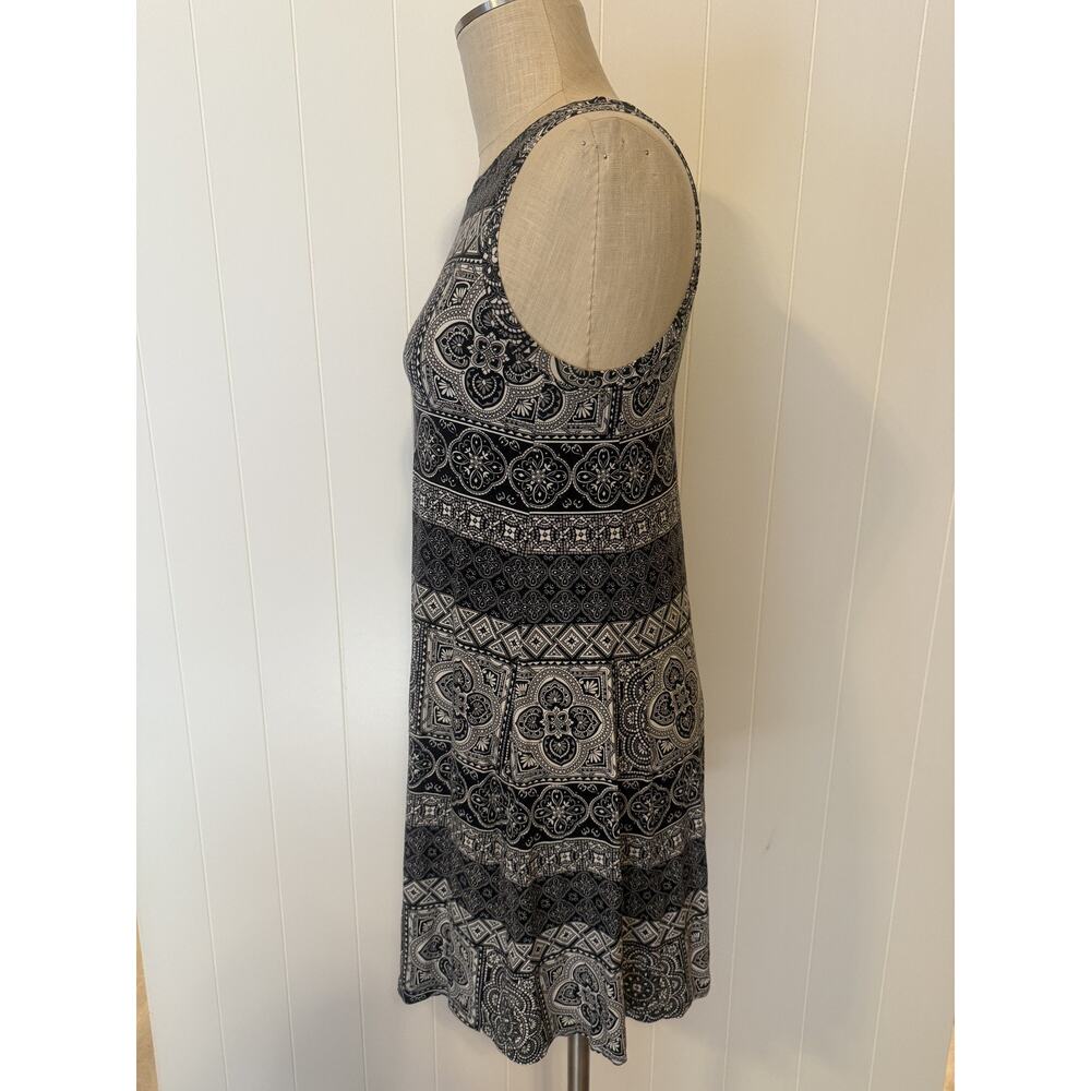 LOFT Outlet Dress Womens Medium Petite Black White Sleeveless Geometric Boho - Picture 3 of 10